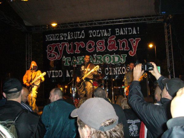 album/20081023/for100.jpg