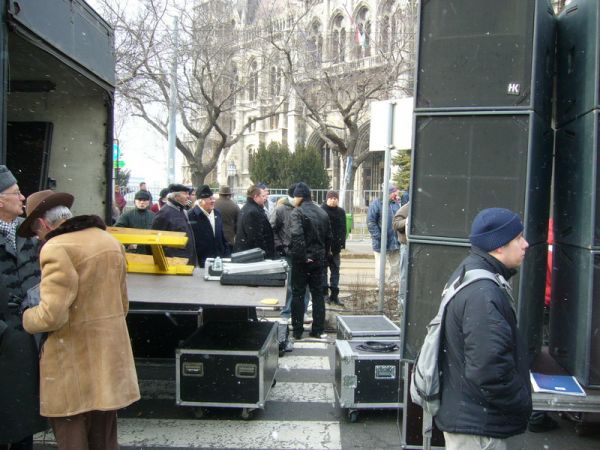 album/20090213/mh12.JPG
