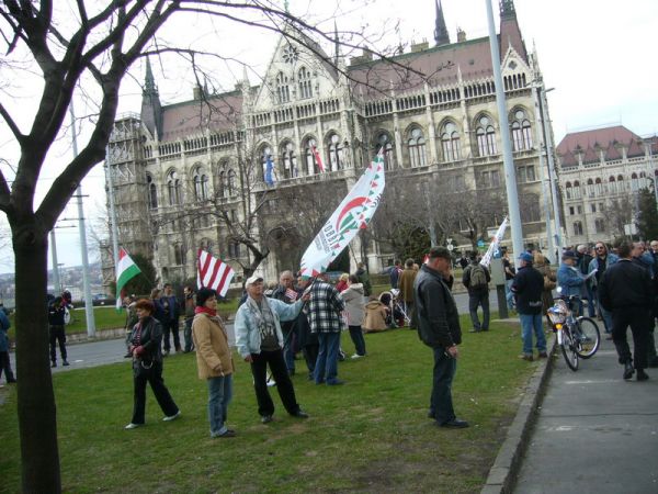 album/20090328/jobbik18.jpg