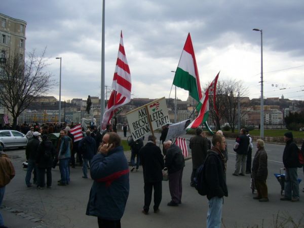 album/20090328/jobbik2.jpg