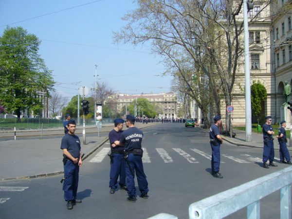 album/20090414/libajnai1.jpg