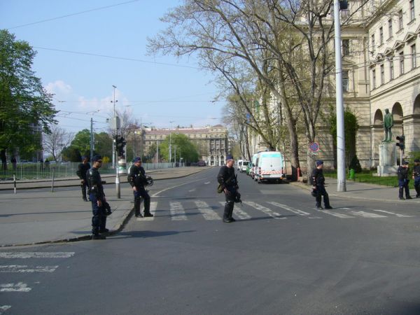 album/20090414/libajnai12.jpg