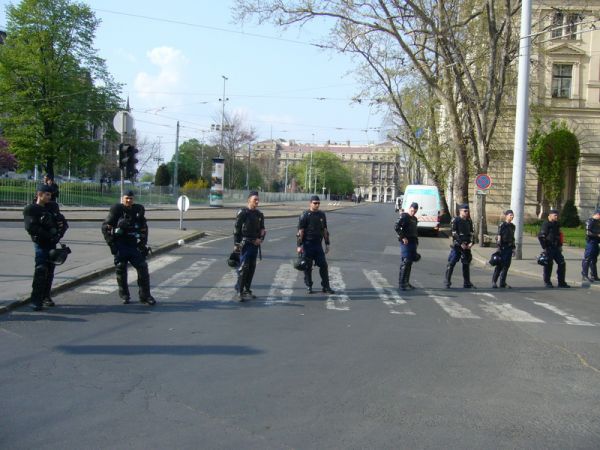 album/20090414/libajnai22.jpg