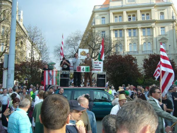 album/20090414/libajnai41.jpg
